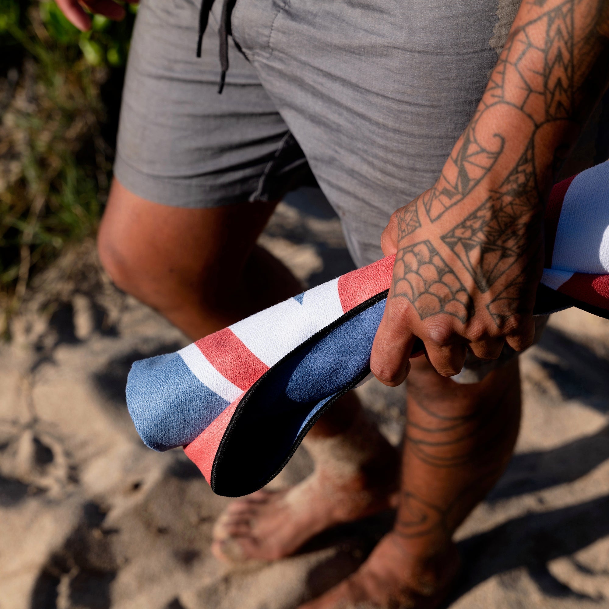 Hawaiian Flag Anywhere Towel (Ka Hae Hawai'i)-2